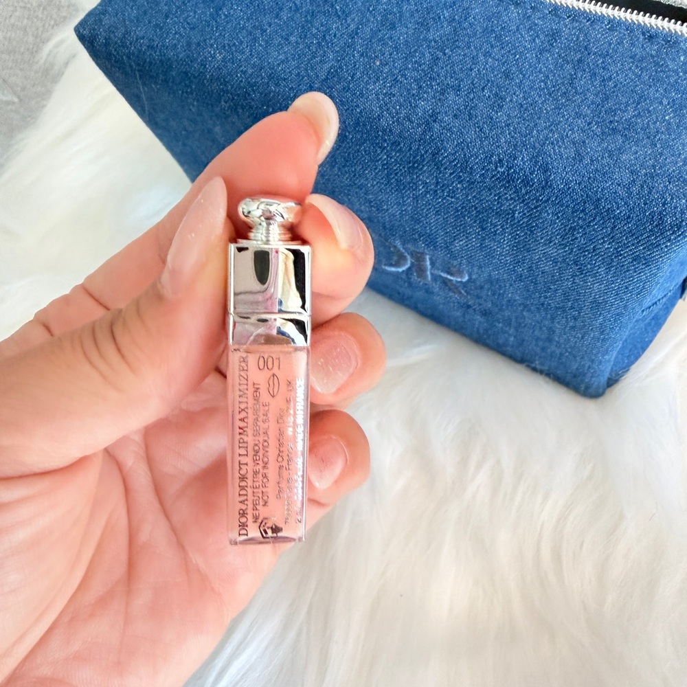 Dior Blue Cosmetic Bag with 2 travel size - Picture 8 of 9